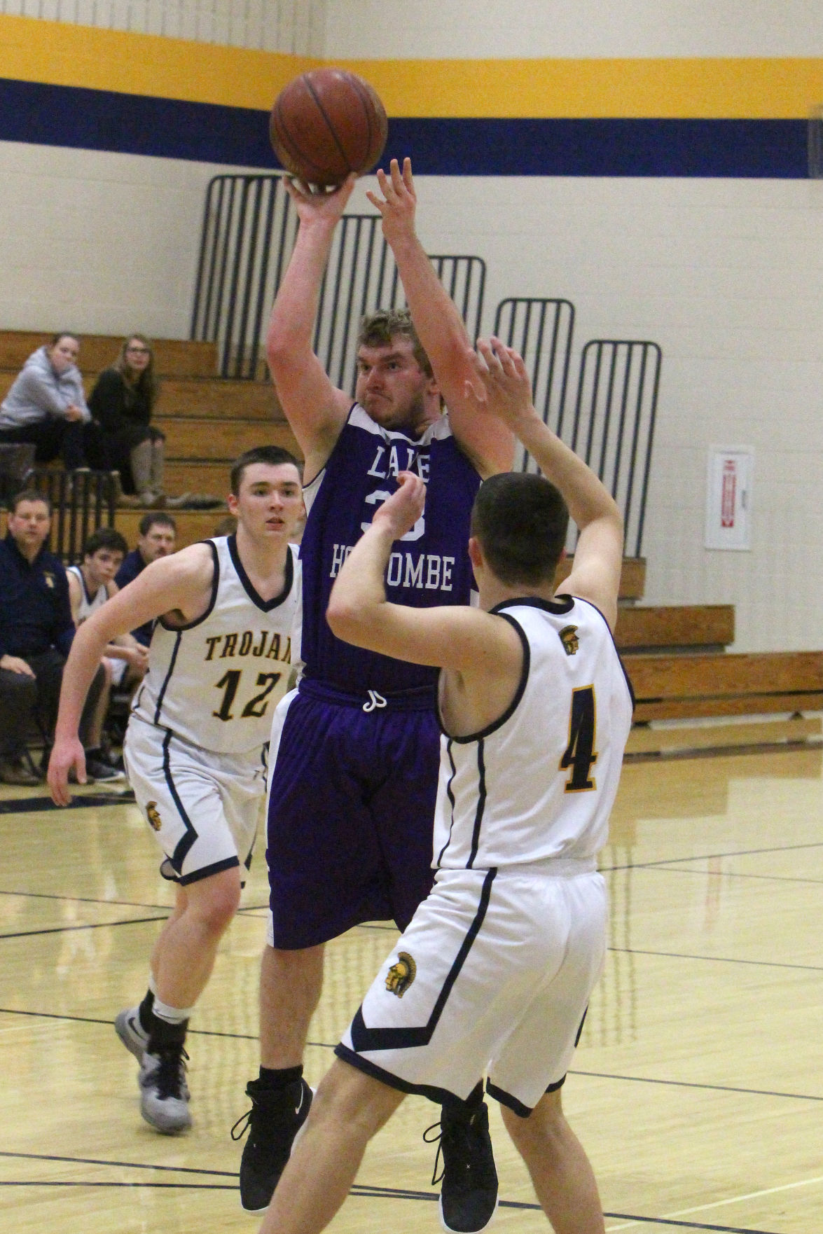 Lake Holcombe at New Auburn boys basketball 2-14-19